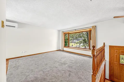 233 Sitka Street Duluth MN 55811