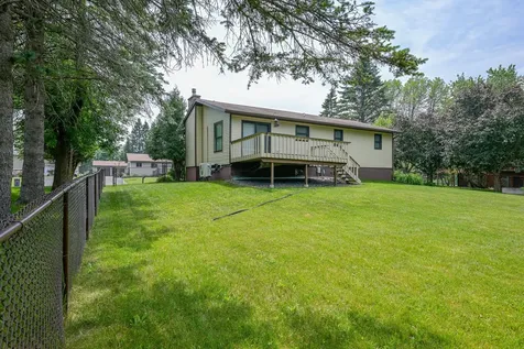 233 Sitka Street Duluth MN 55811