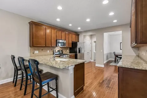 1452 Steeplechase Lane Eagan MN 55122