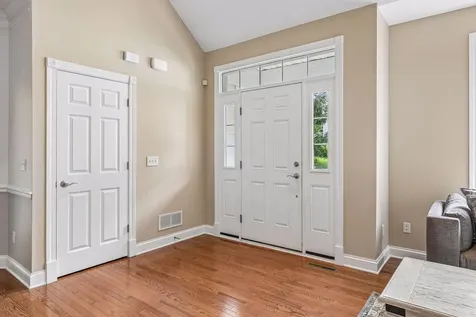1452 Steeplechase Lane Eagan MN 55122