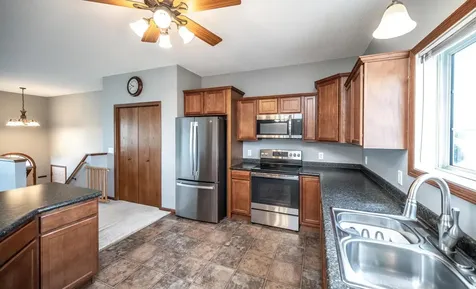 29154 Cynthia Path Randolph MN 55065