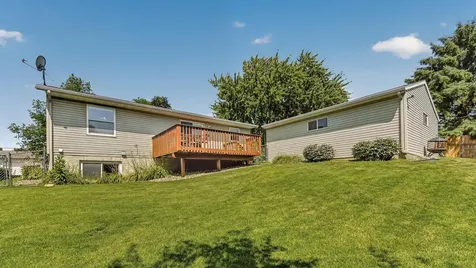 792 41st Avenue NW Rochester MN 55901