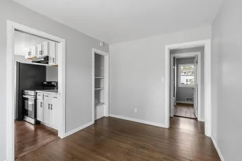 2168 Hawthorne Avenue E Saint Paul MN 55119