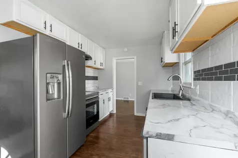 2168 Hawthorne Avenue E Saint Paul MN 55119