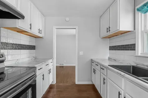 2168 Hawthorne Avenue E Saint Paul MN 55119