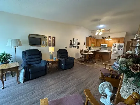 4740 10th Avenue S Fargo ND 58103