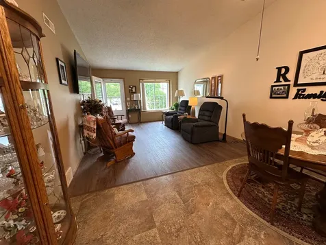4740 10th Avenue S Fargo ND 58103