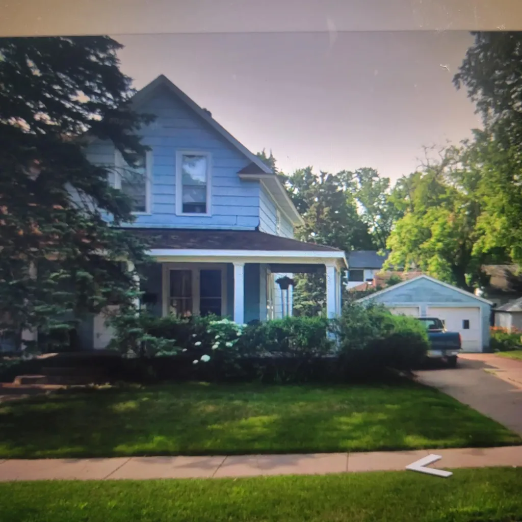 2248 4th Street White Bear Lake MN 55110