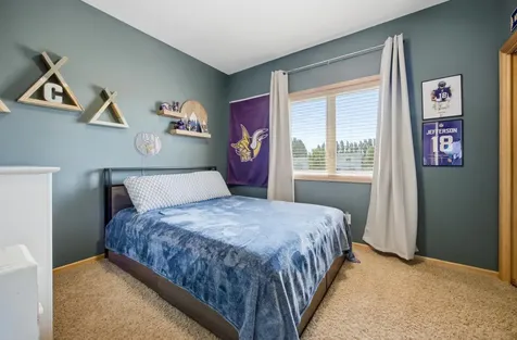 729 36th Avenue W West Fargo ND 58078
