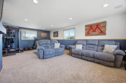729 36th Avenue W West Fargo ND 58078
