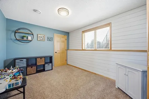 729 36th Avenue W West Fargo ND 58078