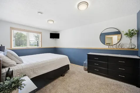 729 36th Avenue W West Fargo ND 58078