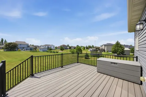 729 36th Avenue W West Fargo ND 58078