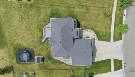 729 36th Avenue W West Fargo ND 58078