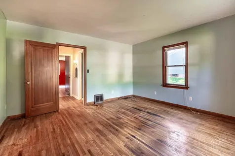 211 5th Street SE Pelican Rapids MN 56572