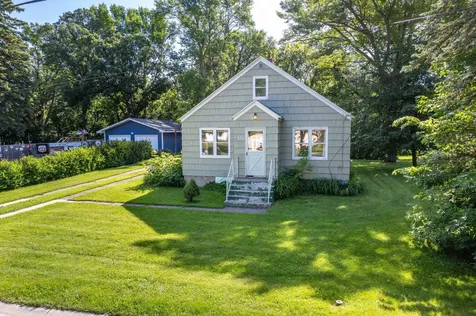 211 5th Street SE Pelican Rapids MN 56572