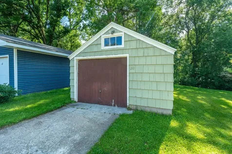 211 5th Street SE Pelican Rapids MN 56572