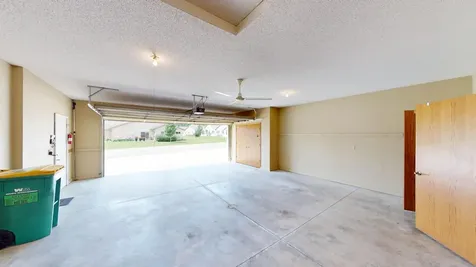 1802 Crystal Drive Albert Lea MN 56007