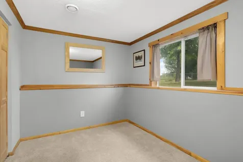1320 Honeysuckle Lane SE Cambridge MN 55008