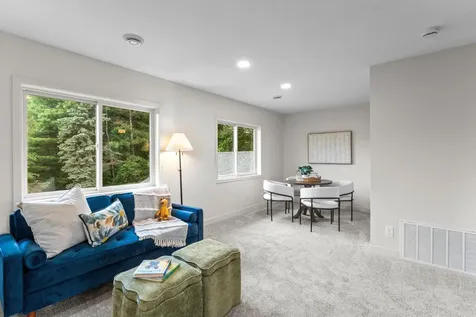 6667 Moorland Drive Eden Prairie MN 55346