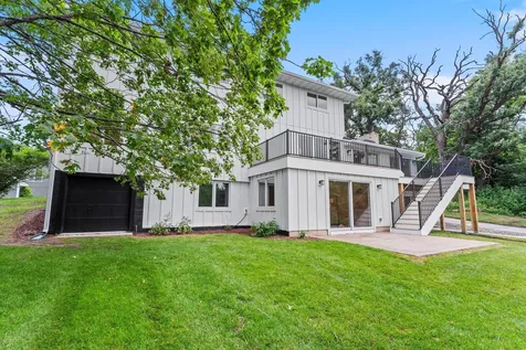6667 Moorland Drive Eden Prairie MN 55346