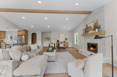 6667 Moorland Drive Eden Prairie MN 55346