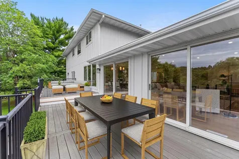 6667 Moorland Drive Eden Prairie MN 55346