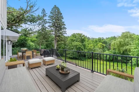 6667 Moorland Drive Eden Prairie MN 55346