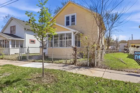 324 Van Buren Avenue Saint Paul MN 55103