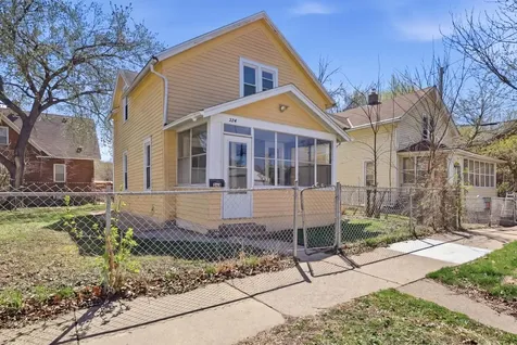324 Van Buren Avenue Saint Paul MN 55103