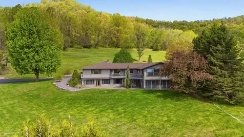 5000 County 21 La Crescent MN 55947