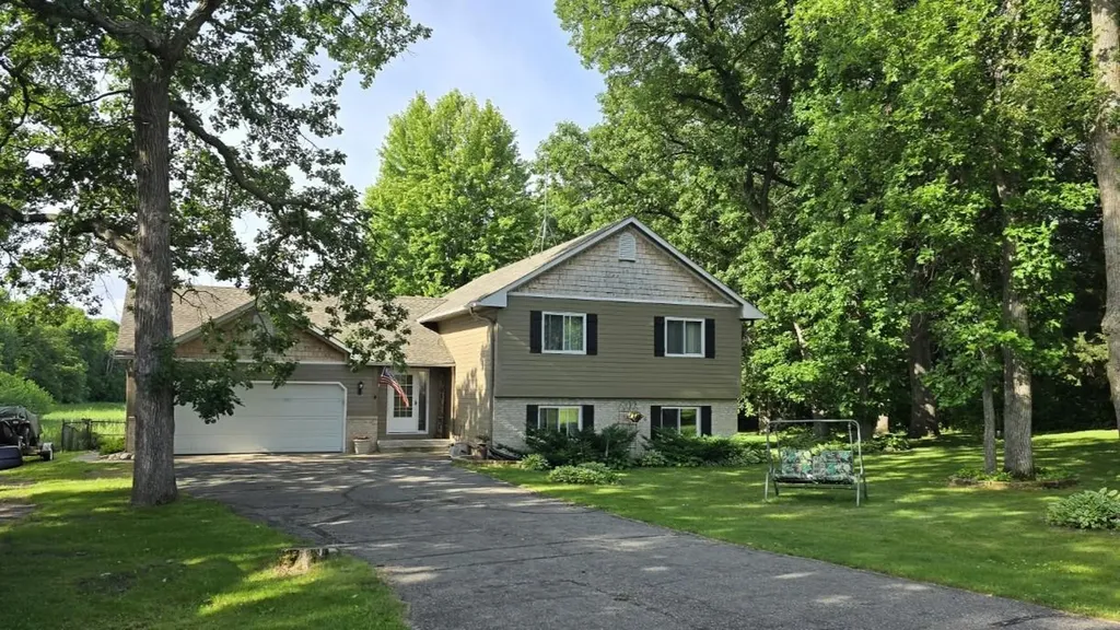 235 Englewood Road Clearwater MN 55320
