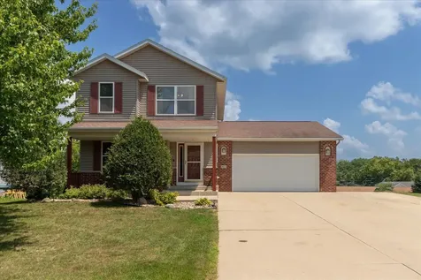 1012 3rd Avenue NE Byron MN 55920