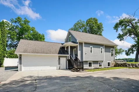 1728 Finch Lane Mound MN 55364