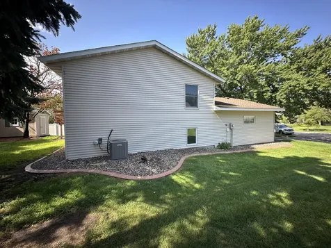 4020 Baffin Lane NE Rochester MN 55906