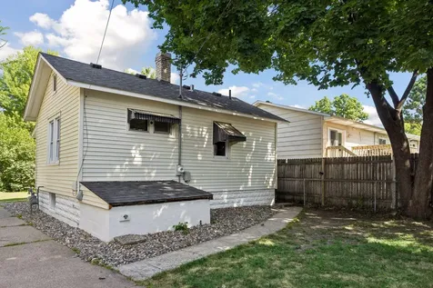 2442 Stewart Avenue Saint Paul MN 55116