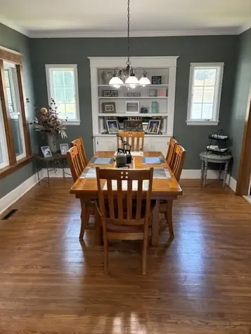 1345 6th Avenue N Windom MN 56101