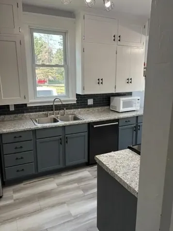 1345 6th Avenue N Windom MN 56101