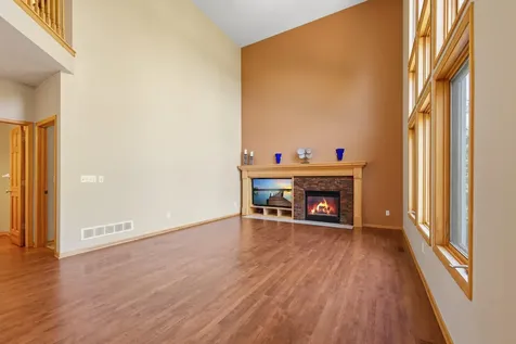 1517 Covington Lane Eagan MN 55122