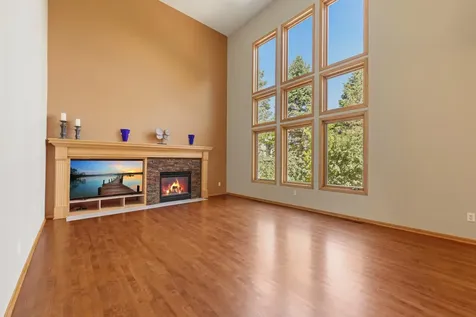 1517 Covington Lane Eagan MN 55122