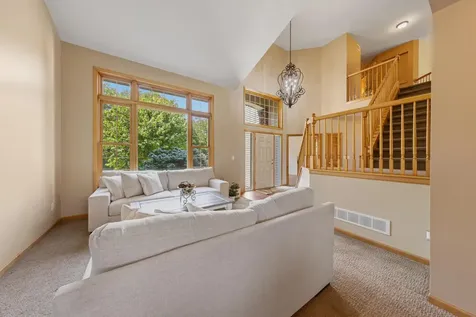 1517 Covington Lane Eagan MN 55122