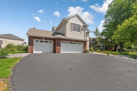 1517 Covington Lane Eagan MN 55122