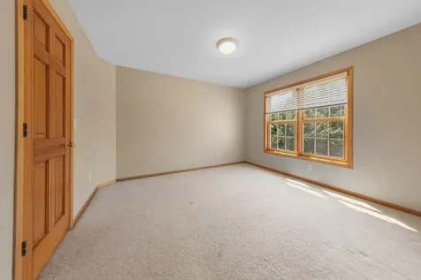 1517 Covington Lane Eagan MN 55122
