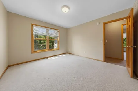 1517 Covington Lane Eagan MN 55122