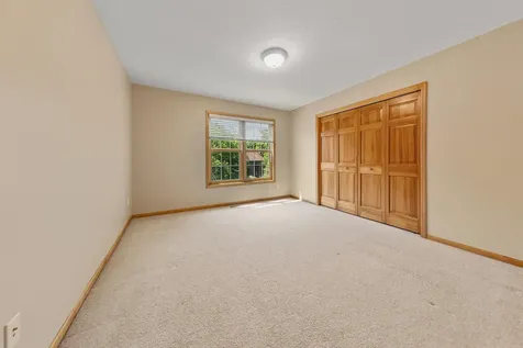 1517 Covington Lane Eagan MN 55122