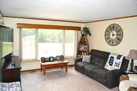 1544 Dickson Drive Hendricks MN 56136