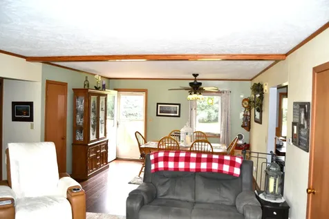 1544 Dickson Drive Hendricks MN 56136