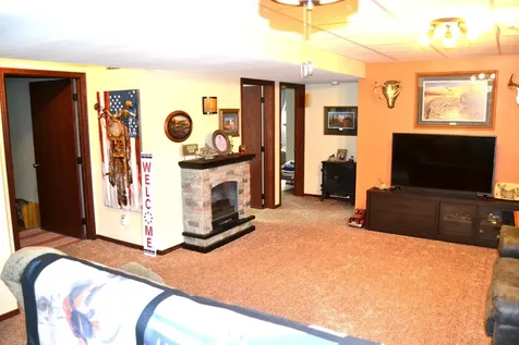 1544 Dickson Drive Hendricks MN 56136