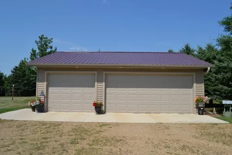 1544 Dickson Drive Hendricks MN 56136