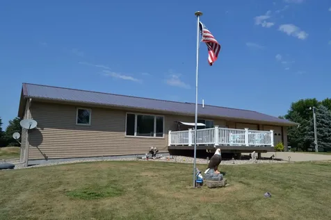 1544 Dickson Drive Hendricks MN 56136